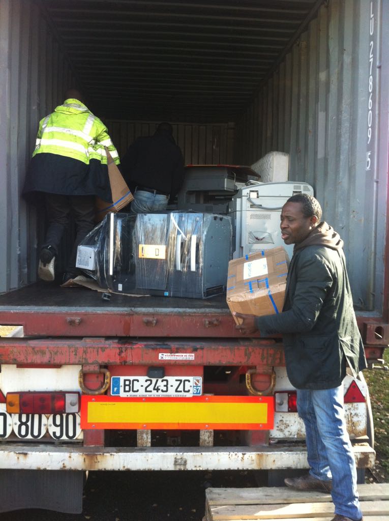 Collecte et envoi de conteneur au Bénin
