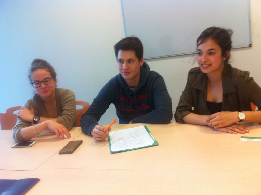 Organisation et participation à la séance de travail avec des étudiants de différentes universités à Strasbourg